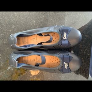 kids dress shoes
